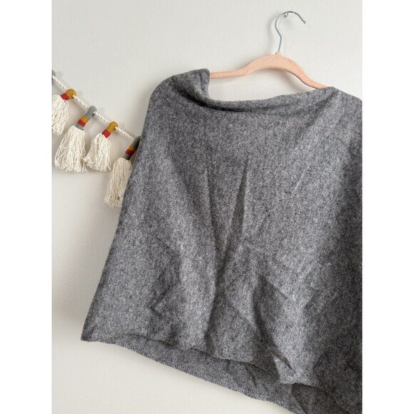 In2 By InCashmere Topper Poncho Heather Gray One Size Cozy Winter Loungewear - Picture 8 of 8